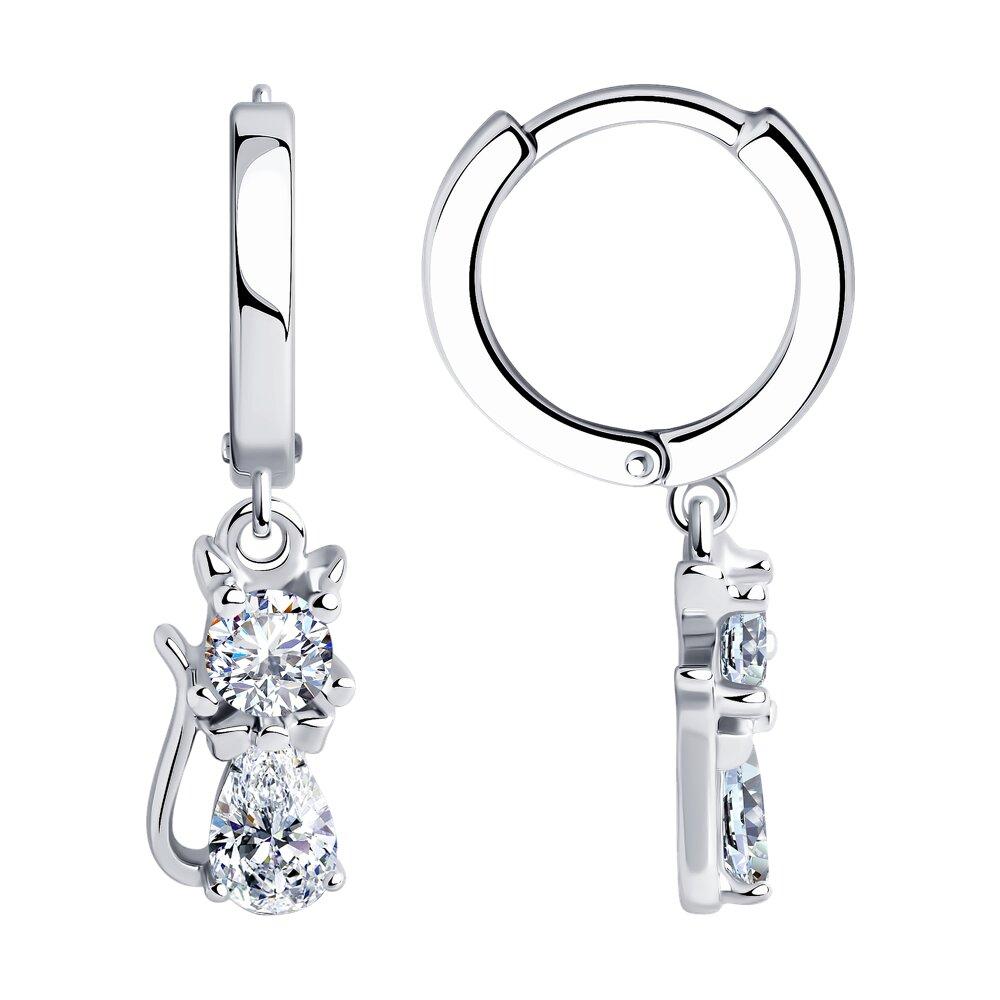 Серьги из серебра с фианитами - видео на модели