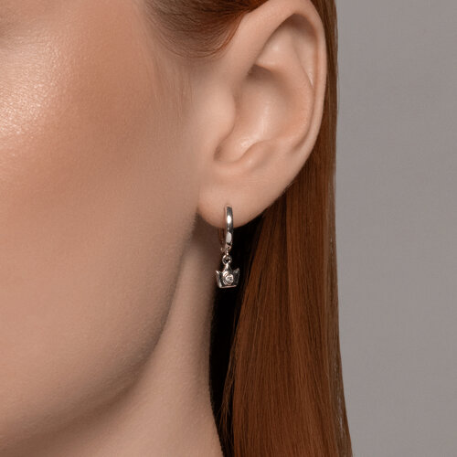 Серьги из серебра с фианитами из серебро — вид 3