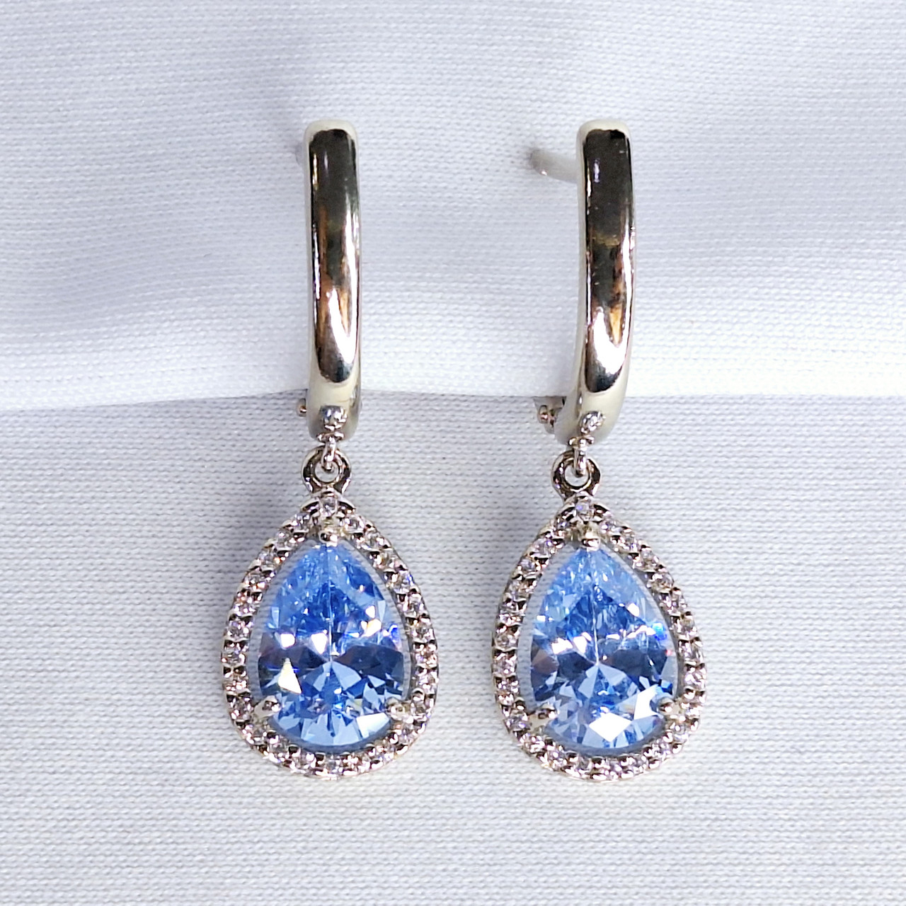 серьги - видео на модели