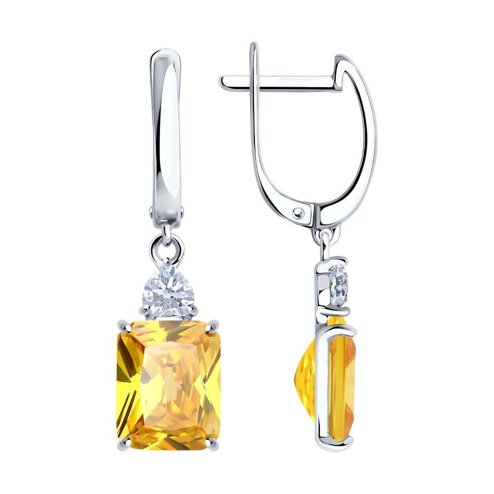 Серьги из серебра с фианитами - видео на модели