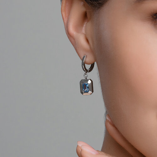 Серьги из серебра с фианитами из серебро — вид 3