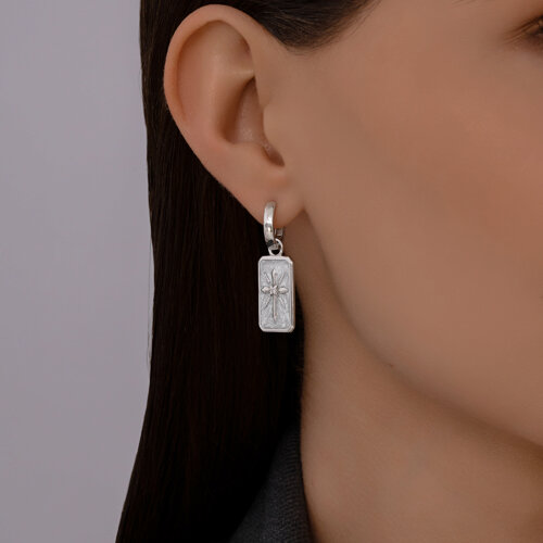 Серьги из серебра с фианитами и эмалью из серебро — вид 3