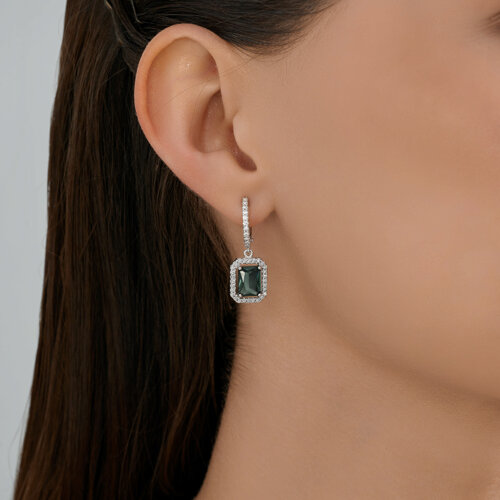 Серьги из серебра с фианитами из серебро — вид 3