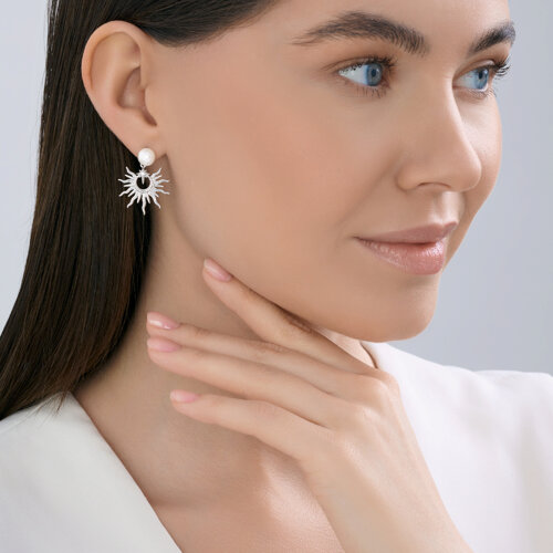 Серьги из серебра с синтетическим жемчугом и фианитами из серебро — вид 4