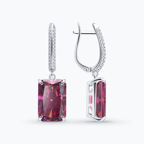 Серьги из серебра с фианитами - видео на модели