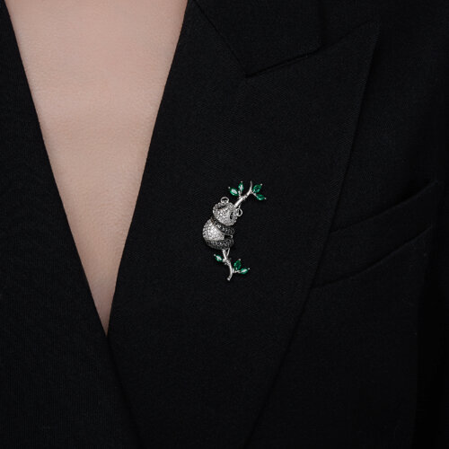 Брошь из серебра с фианитами и эмалью из серебро — вид 3