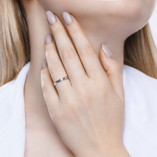 Обручальное кольцо из серебра с гравировкой из серебро — вид 3