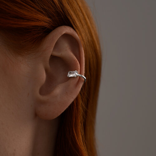 Серьга одиночная из серебра с фианитом из серебро — вид 3