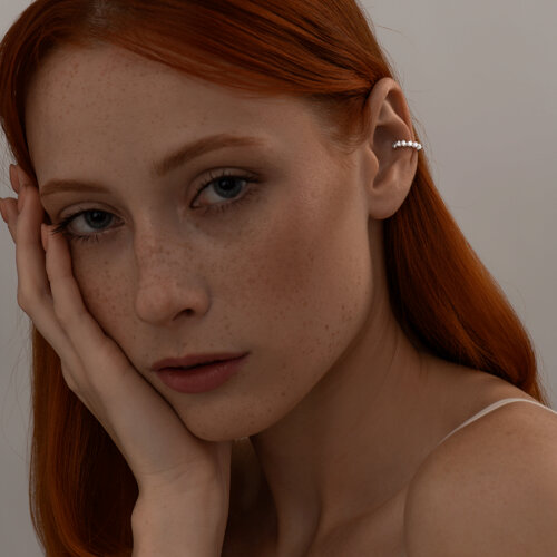 Серьга из серебра с фианитами из серебро — вид 4