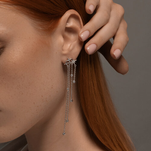 Серьга из серебра с фианитами из серебро — вид 2