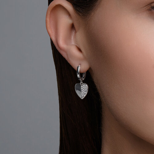 Серьга из серебра с фианитами из серебро — вид 3