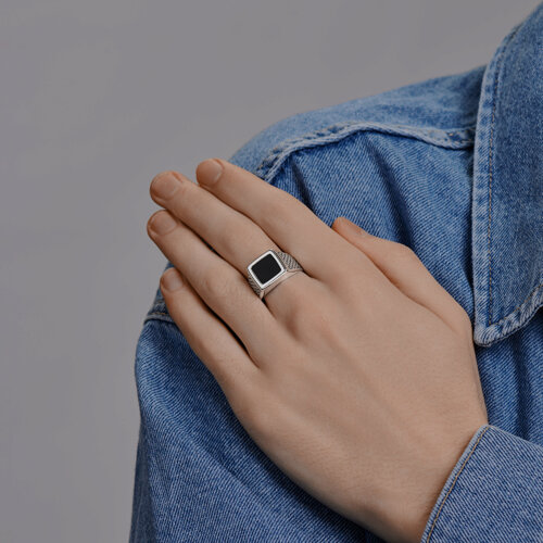 кольцо из серебро — вид 2