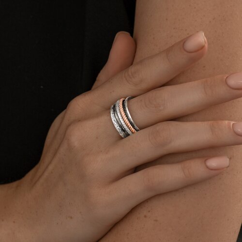 Кольцо из золочёного серебра с фианитами из серебро — вид 3