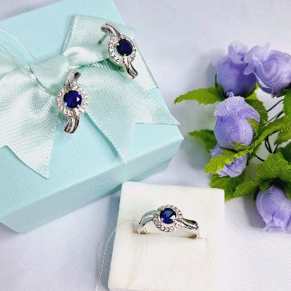 Видеообзор украшений — 2 товаров