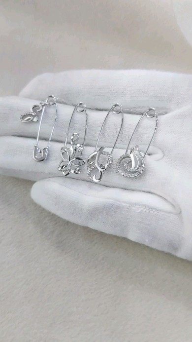 Видеообзор украшений — 3 товаров