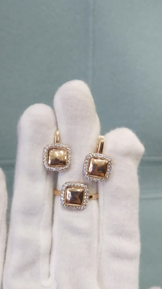 Видеообзор украшений — 2 товаров