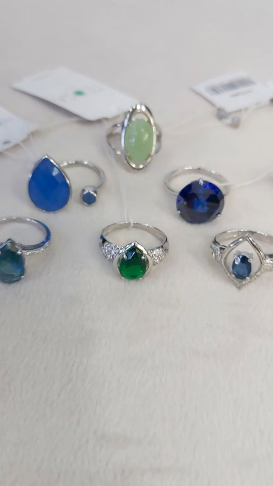 Видеообзор украшений — 3 товаров