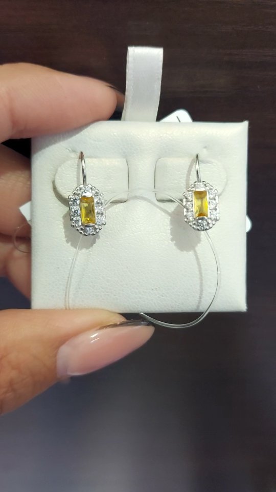 Видеообзор украшений — 3 товаров