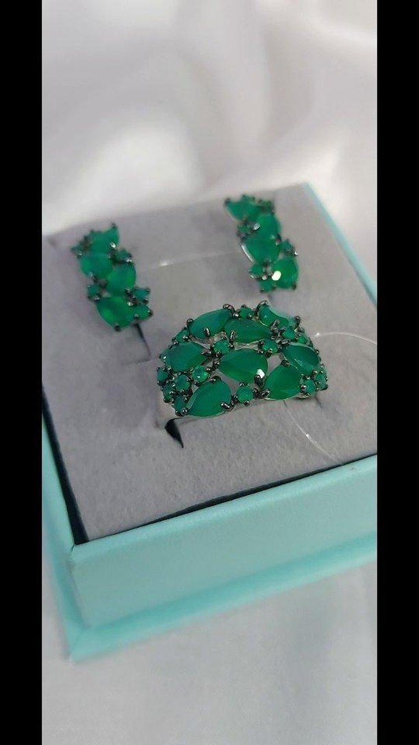 Видеообзор украшений — 3 товаров