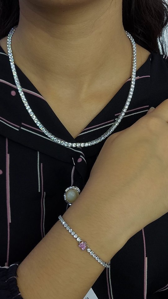 Видеообзор украшений — 2 товаров