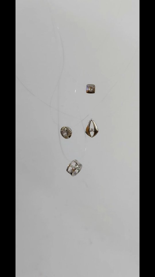 Видеообзор украшений — 2 товаров