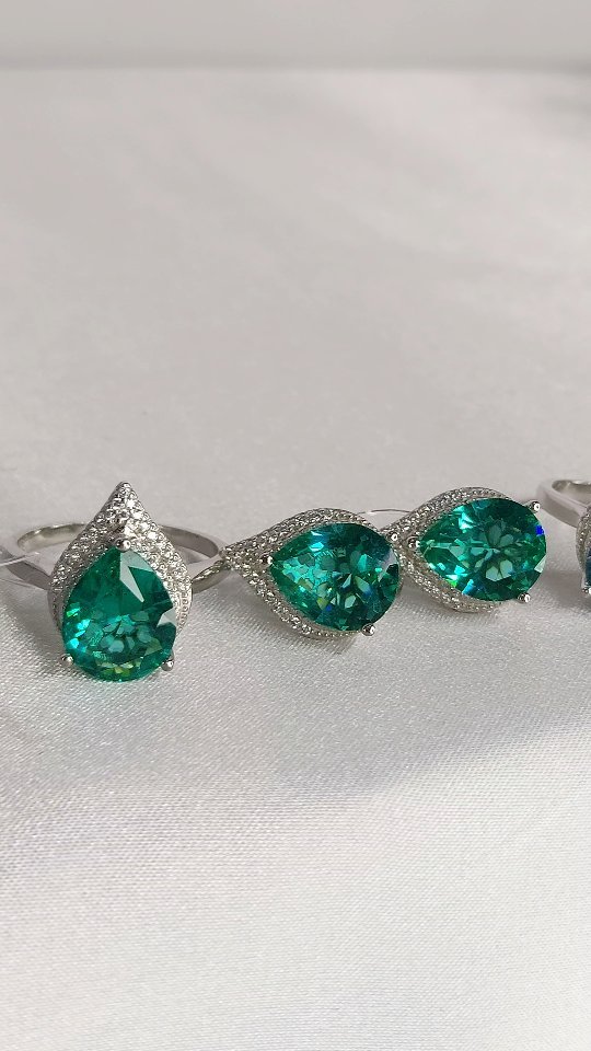 Видеообзор украшений — 4 товаров