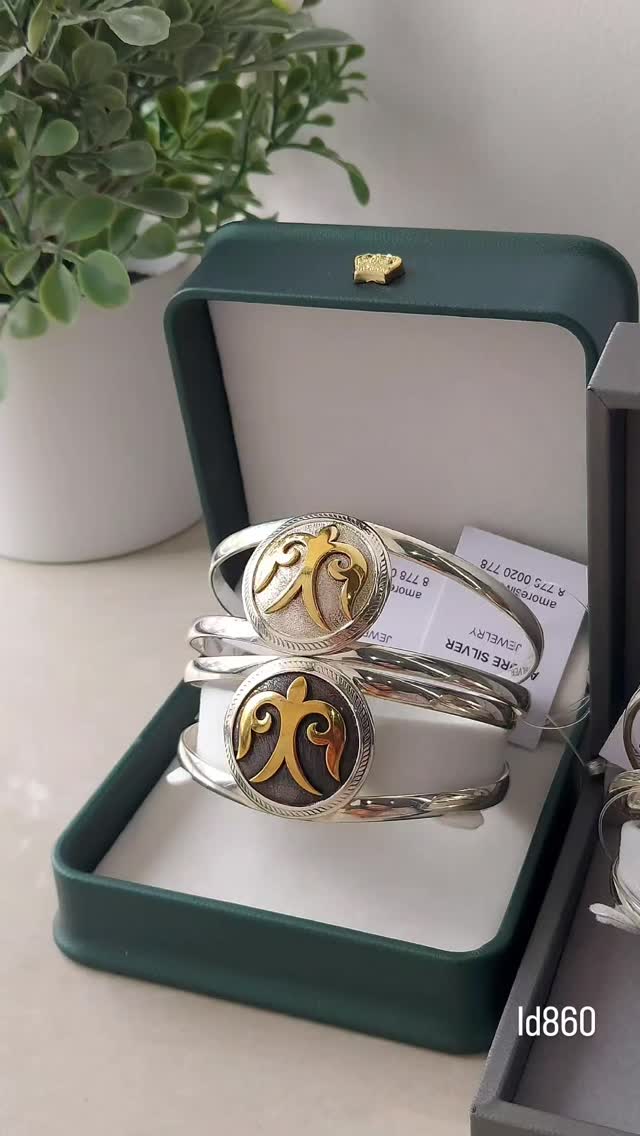 Видеообзор украшений — 2 товаров