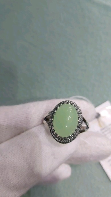 Видеообзор украшений — 2 товаров