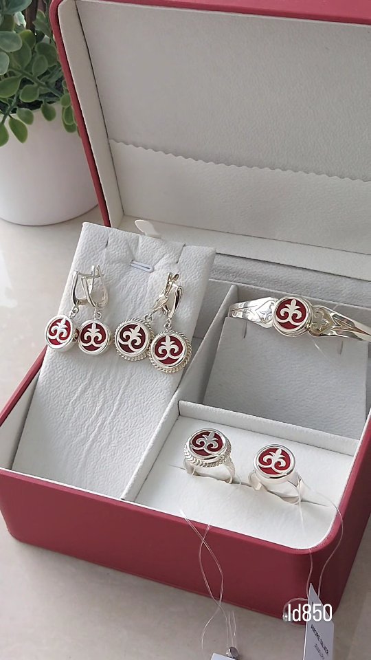 Видеообзор украшений — 10 товаров