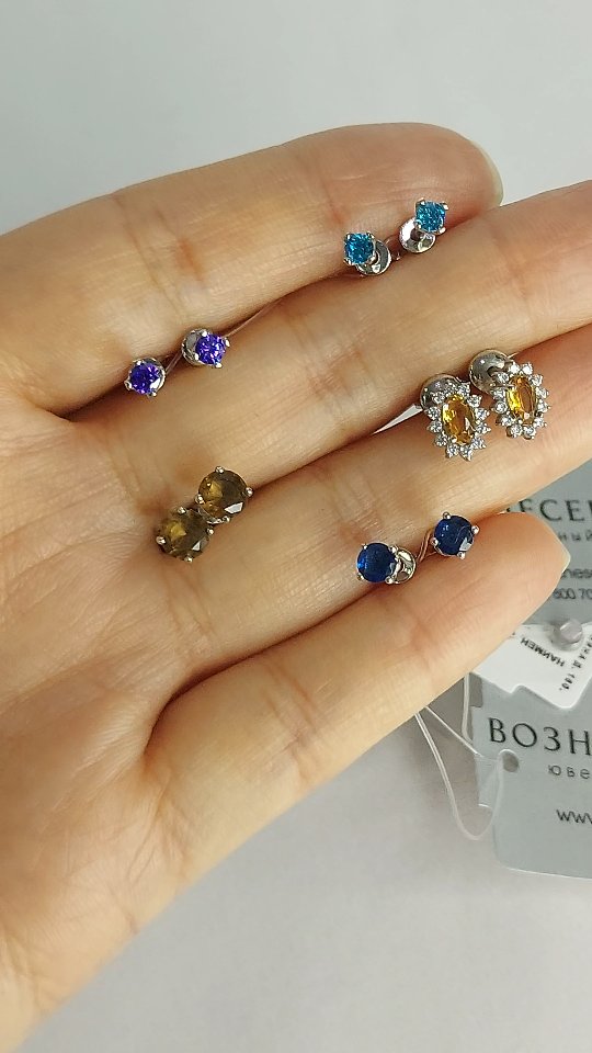 Видео: Серебряные серьги-пусеты с алпанитом цвета раухтопаз 925 пробы