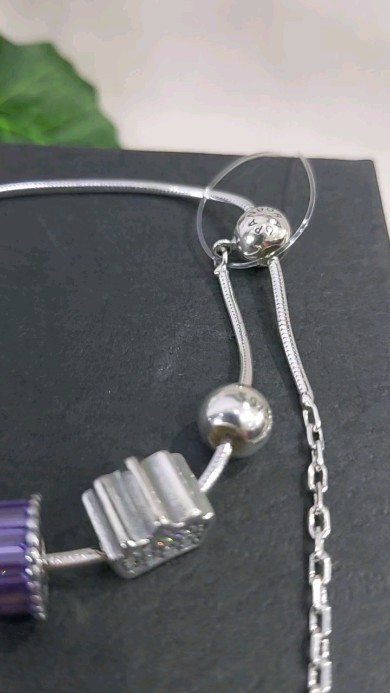 Видеообзор украшений — 1 товаров