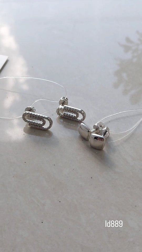 Видеообзор украшений — 3 товаров