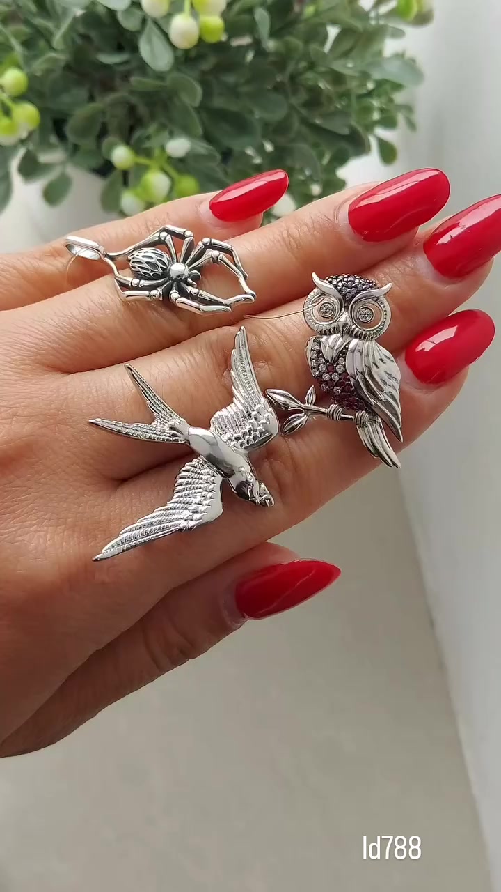 Видеообзор украшений — 3 товаров