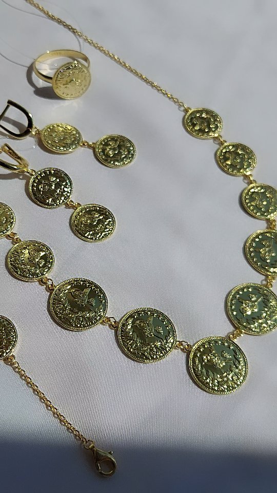 Видеообзор украшений — 3 товаров