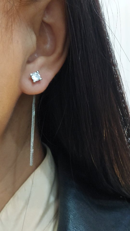 серьги — кадр из рилса