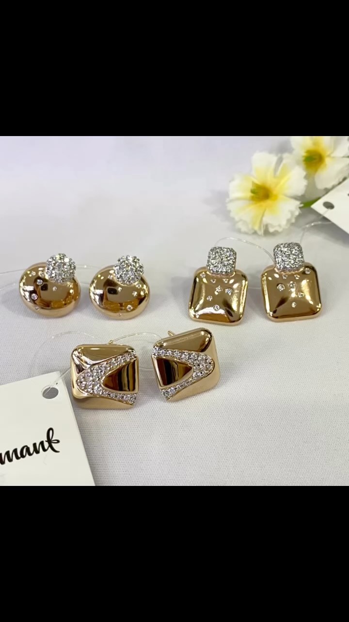 Видеообзор украшений — 2 товаров