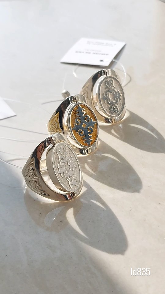 Видеообзор украшений — 2 товаров