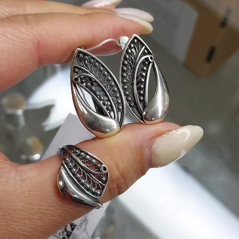 Видео: Серебряное ажурное кольцо с оксидированием в этническом стиле