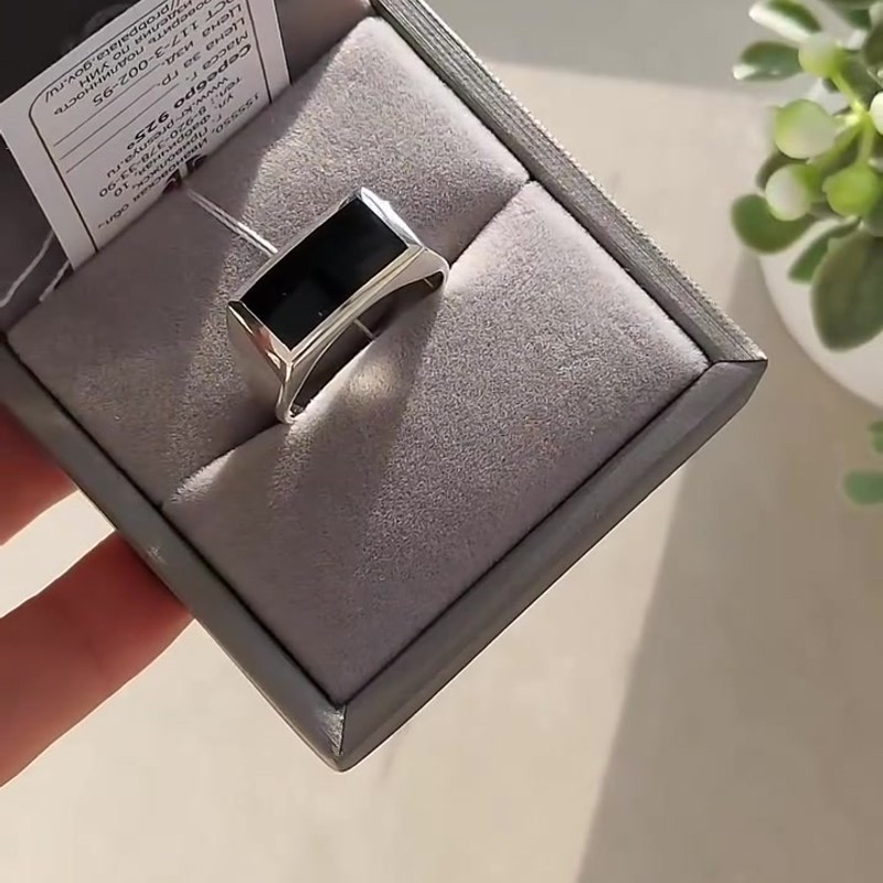 Серебряное кольцо с черной вставкой 925 пробы - Instagram Reel 