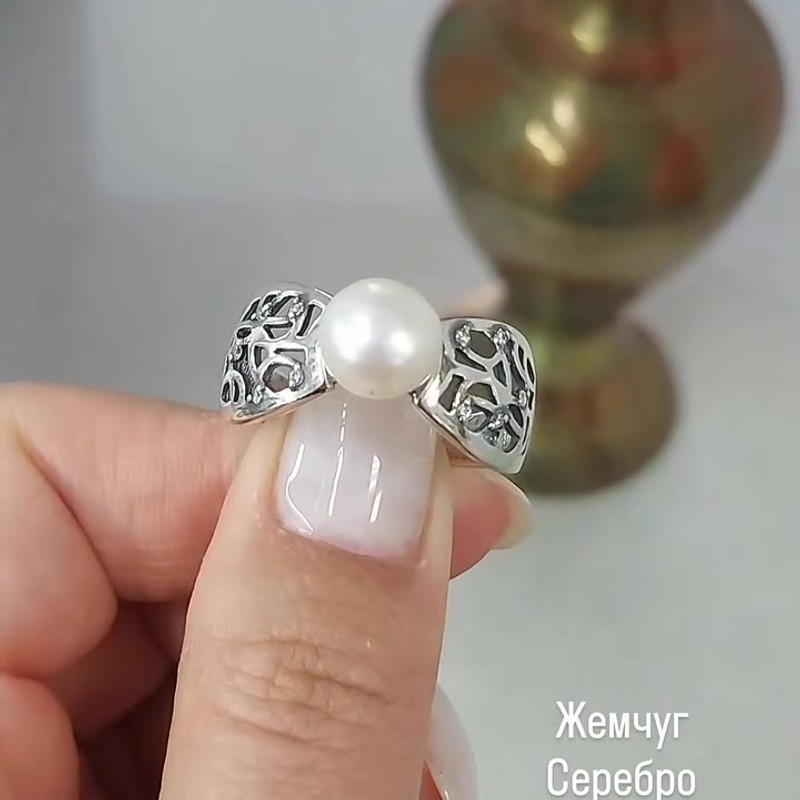 Серебряное кольцо с жемчугом и фианитами 925 пробы - Instagram Reel 