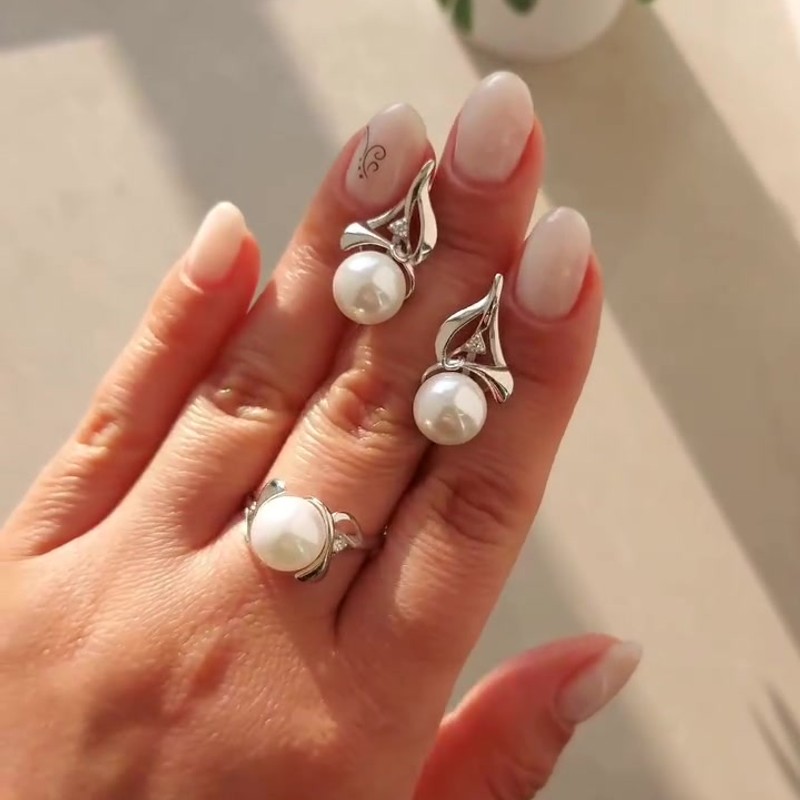 Серебряное кольцо с культивированным жемчугом и оксидированием - Instagram Reel 