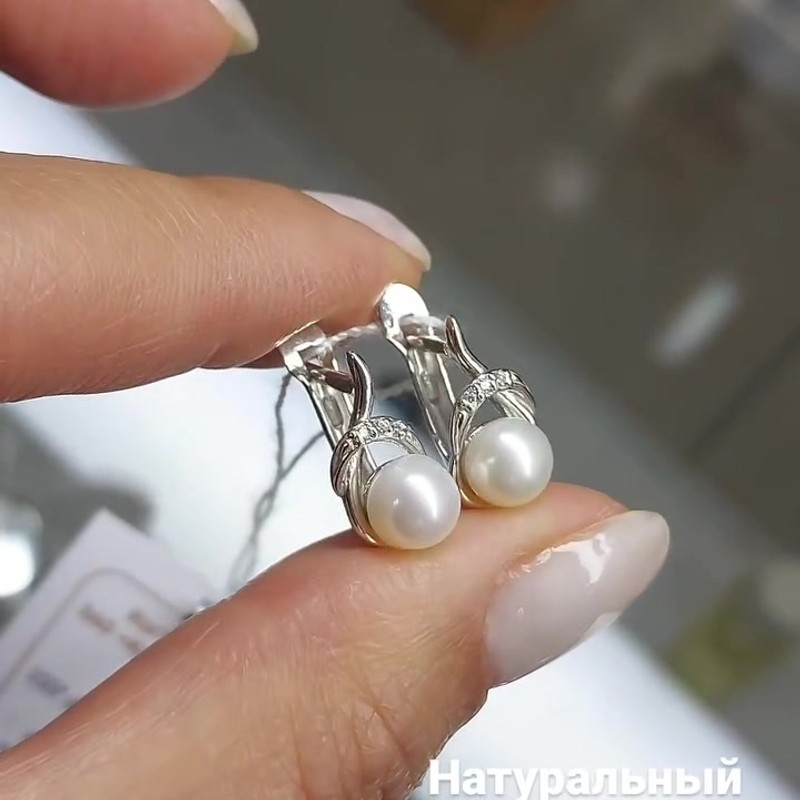 Серебряные серьги с жемчугом и фианитами с родиевым покрытием - Instagram Reel 