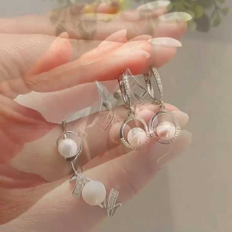 Серебряные серьги 925 пробы с культивированным жемчугом и фианитами - Instagram Reel 