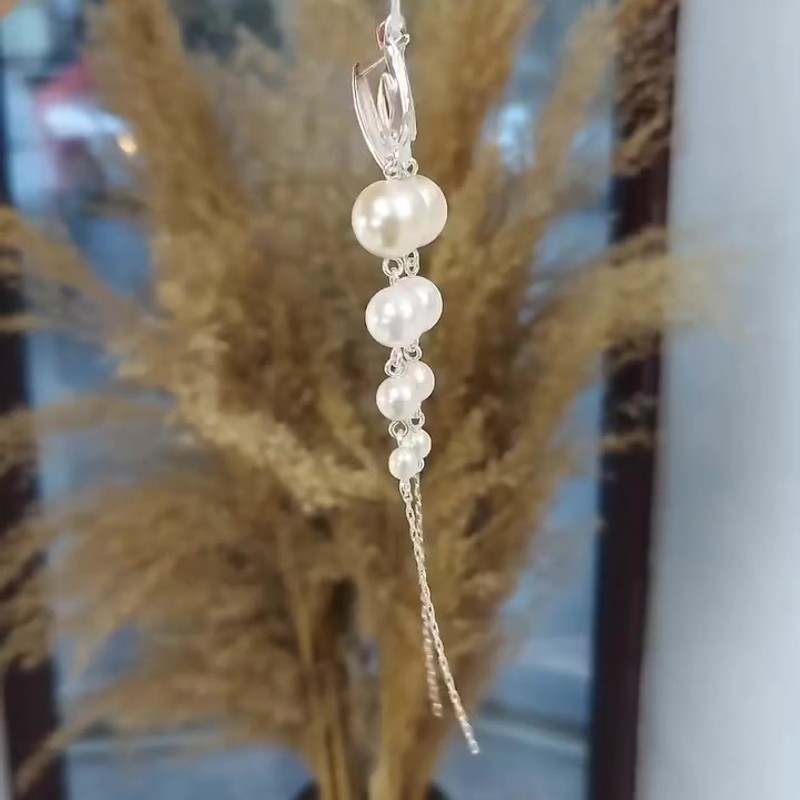 Серебряные серьги-подвески с белым жемчугом и длинными цепочками - Instagram Reel 