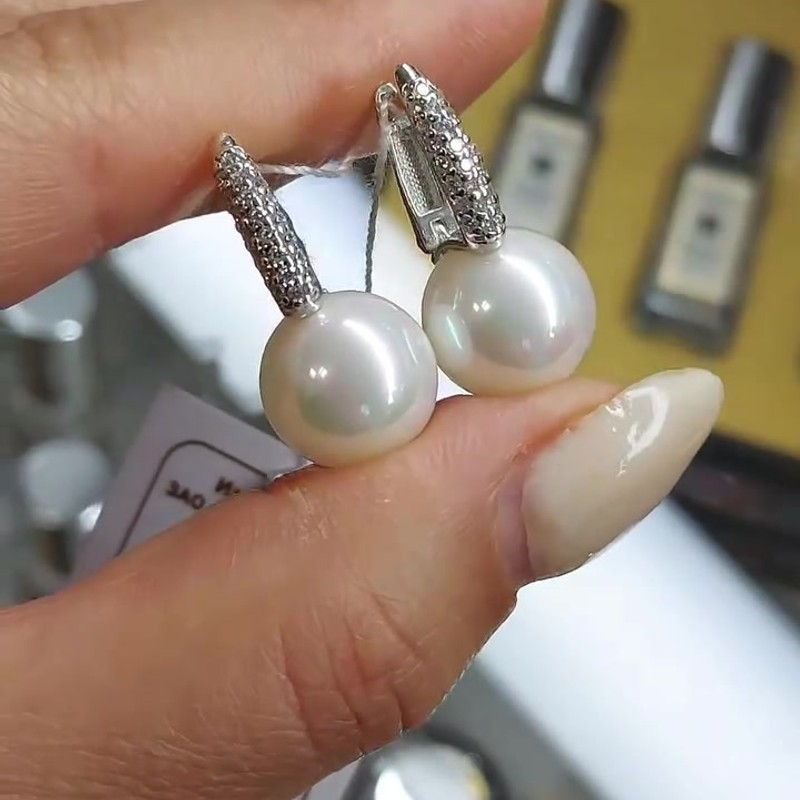 Серебряные серьги 925 пробы с имитацией жемчуга и фианитами - Instagram Reel 