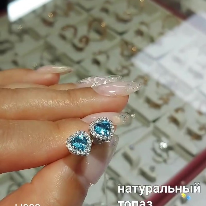 Серебряные серьги «Сердца» с топазами и фианитами 925 пробы - Instagram Reel 