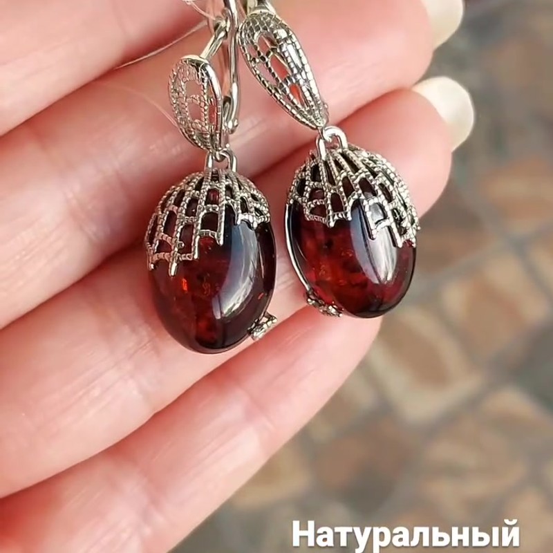 Серебряные висячие серьги с натуральным янтарём 925 пробы