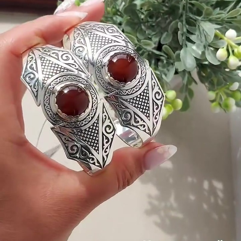 Серебряный браслет блезик с натуральным сердоликом 925 пробы - Instagram Reel 