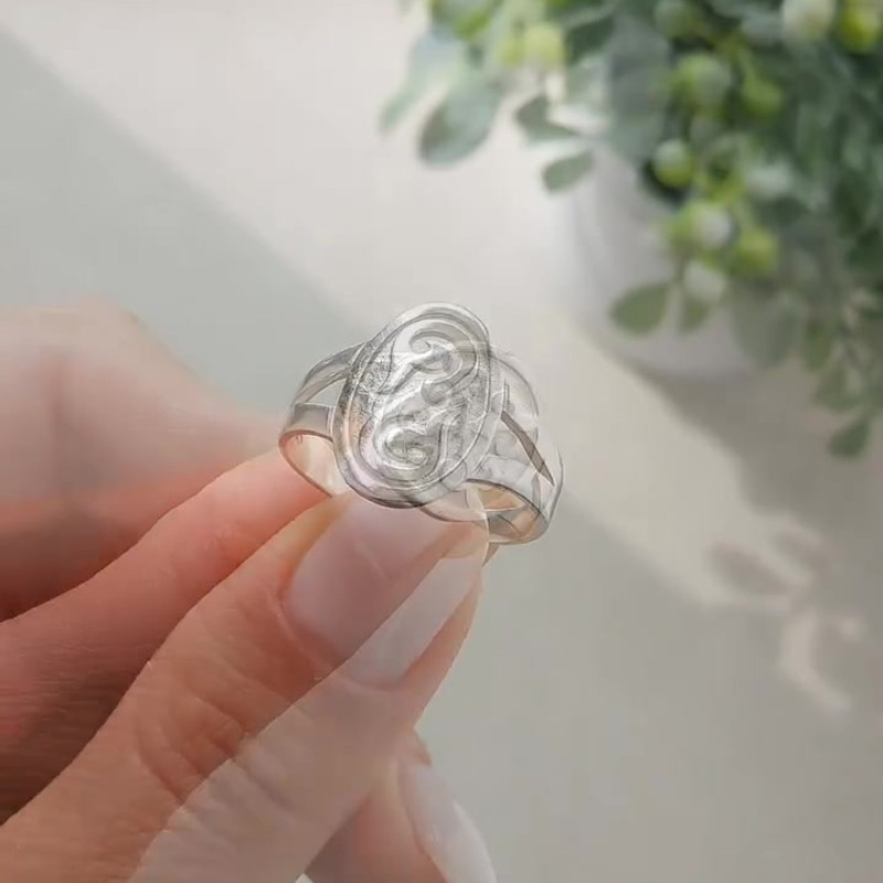 Серебряное кольцо-печатка 925 пробы с национальным орнаментом